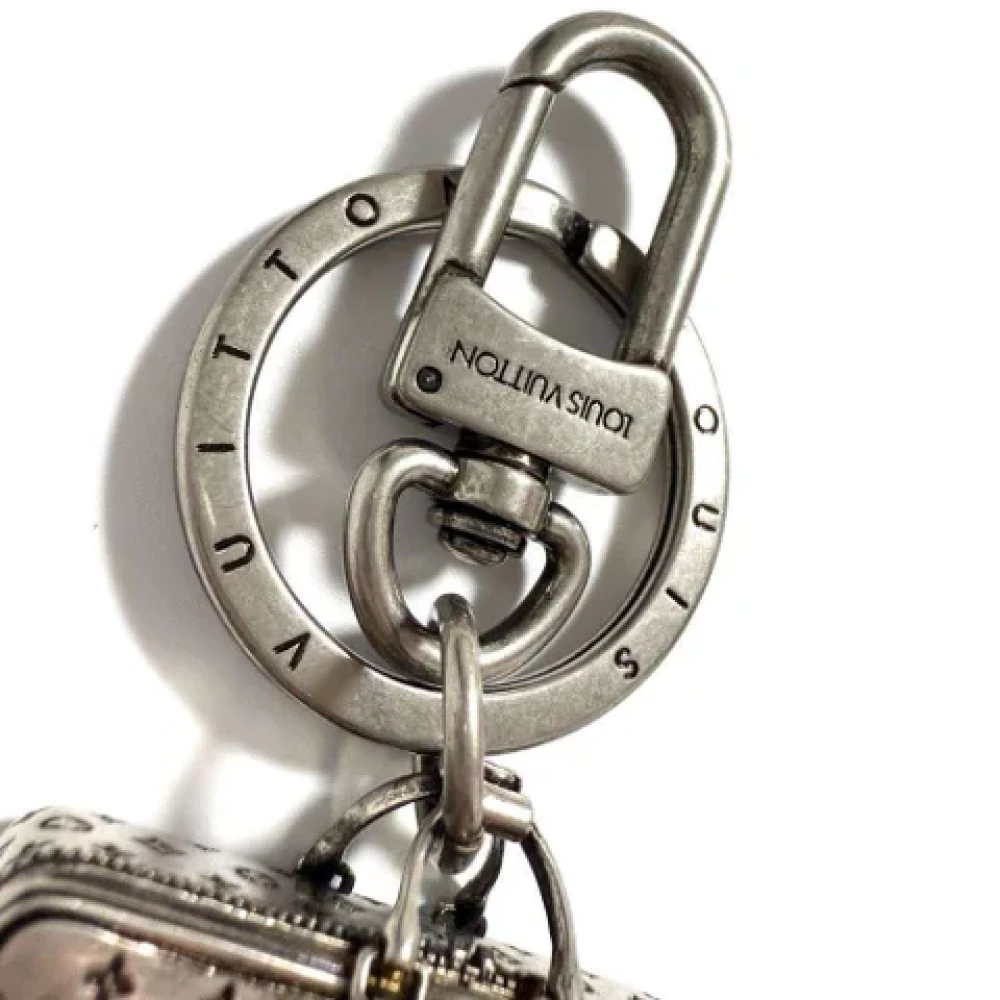 Louis Vuitton Vintage Pre-owned Metal key-holders Gray Dames