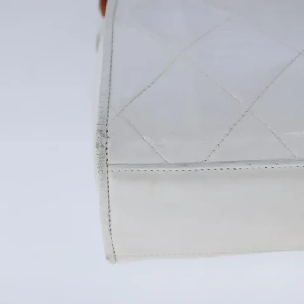 Chanel Vintage Pre-owned Leather shoulder-bags White Dames