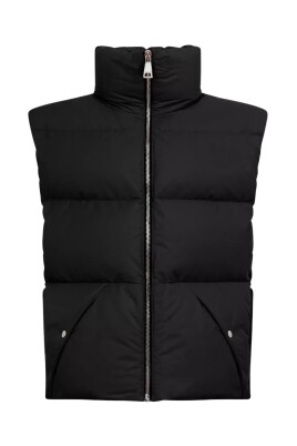 black-puffer-vest-with-snap-pockets