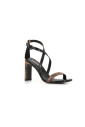 sandales-en-cuir-noir-avec-boucle