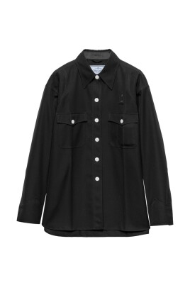 black-button-up-jacket-with-pockets