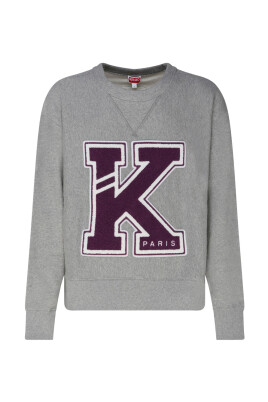 sweatshirt-avec-detail-de-patch-logo