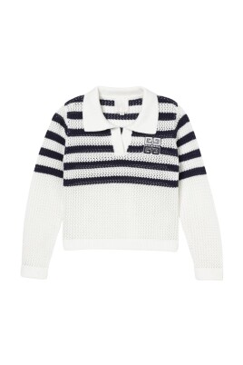 crewneck-knit-pullover-sweater