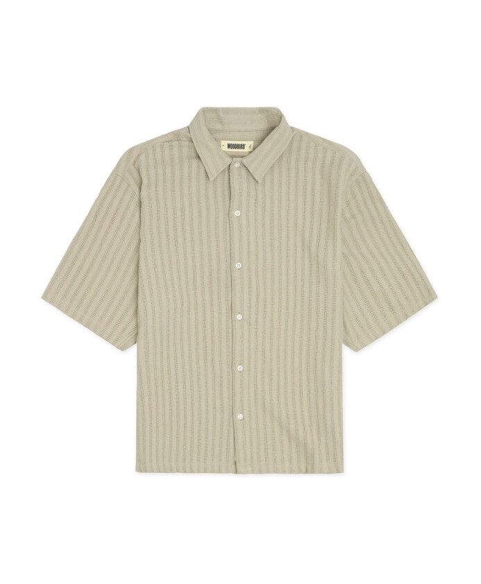 chemise-chuke-sable-clair-design-minimaliste