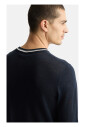 round-neck-sweater