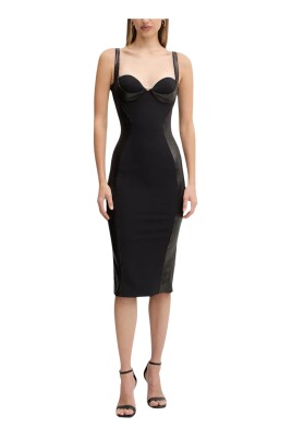 robe-en-crepe-leger-avec-details-effet-python