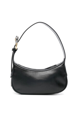 black-crossbody-bag-with-zip-fastening