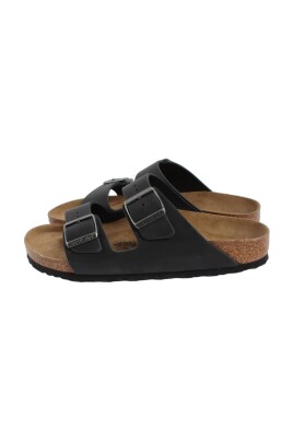 black-narrow-fit-sandals-arizona-style