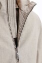 veste-en-lin-deperlante-avec-capuche-amovible