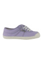 retro-canvas-sneakers