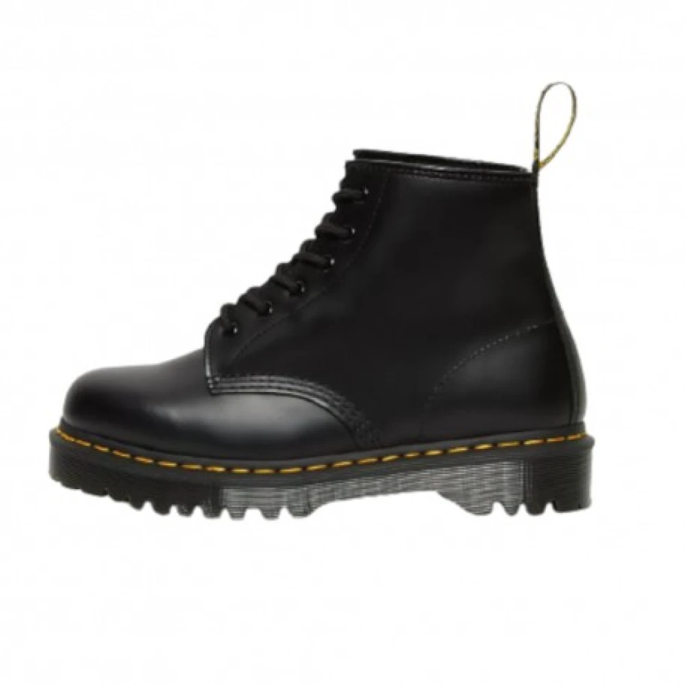 Dr. Martens Klassiska svarta läderkängor med snörning Black, Dam