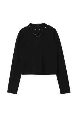 studded-neckline-knit-sweater