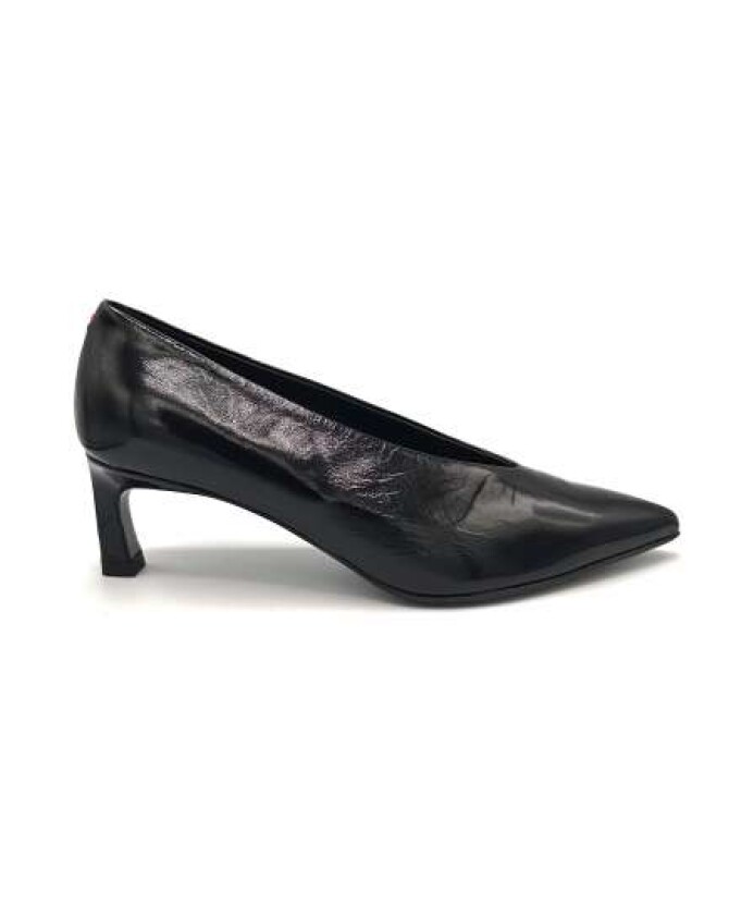 zwarte-lakleren-pumps-gemaakt-in-italie