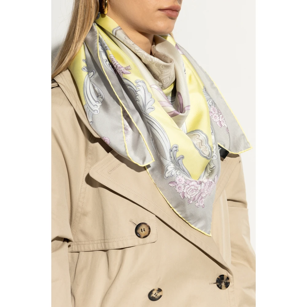 Versace Zijden sjaal met Medusa Cameo-print Multicolor Unisex