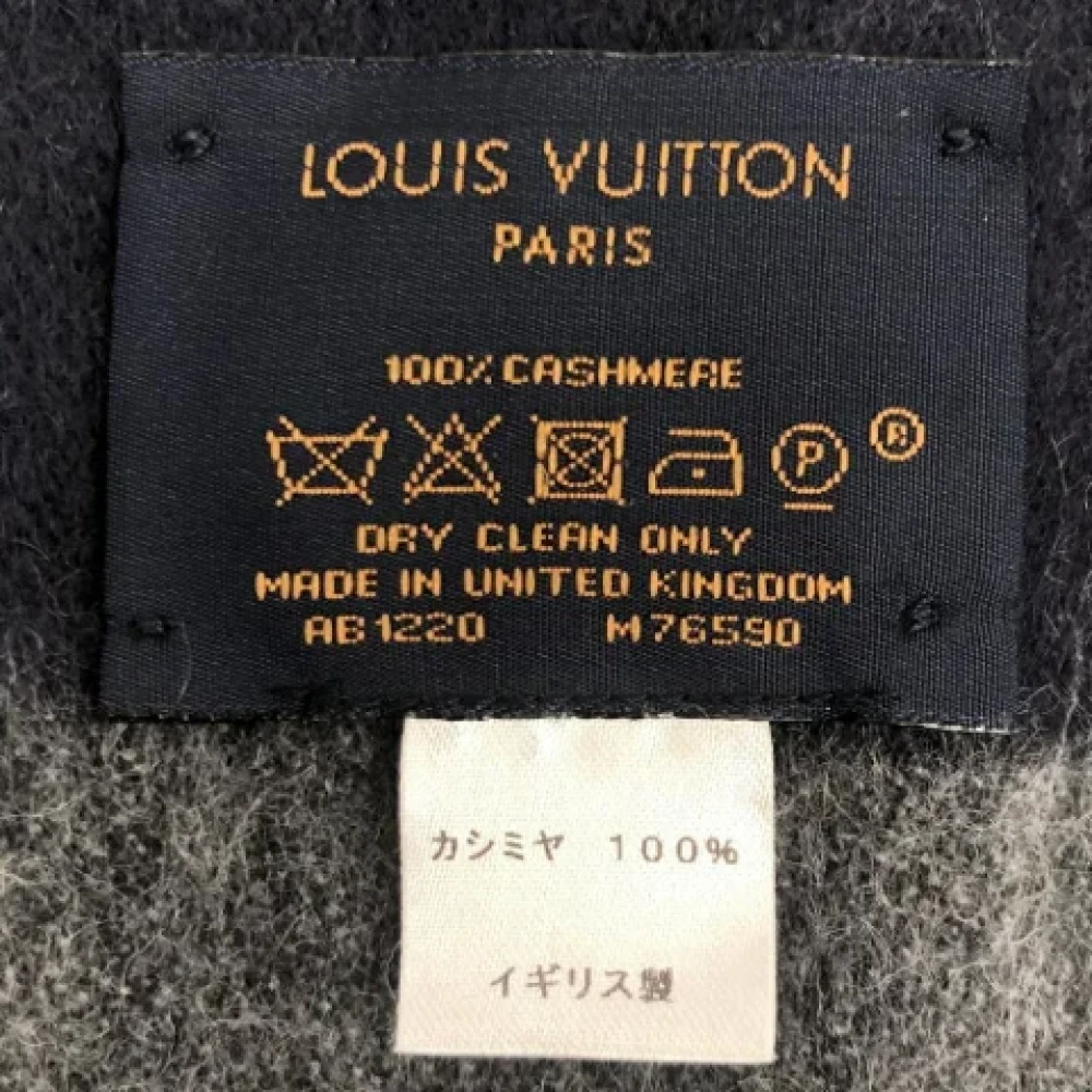 Louis Vuitton Vintage Pre-owned Cashmere scarves Gray Dames