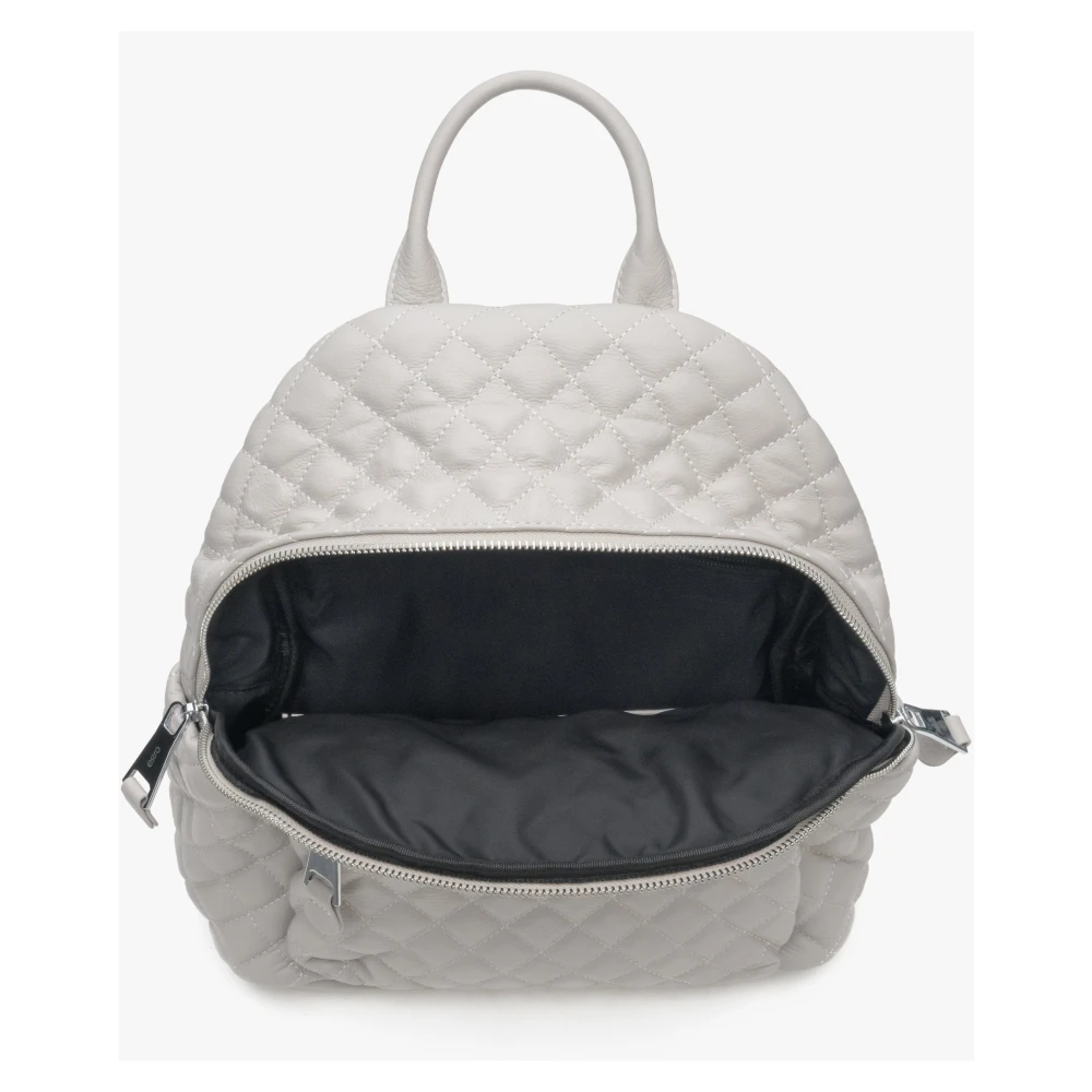 Estro Dames Lichtbeige Rugzak gemaakt van Gewatteerd Echt Leer Er00111253 Beige Dames