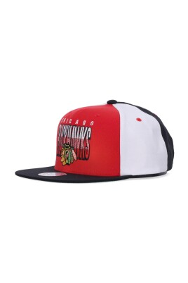 chicago-blackhawks-snapback-cap-red-black