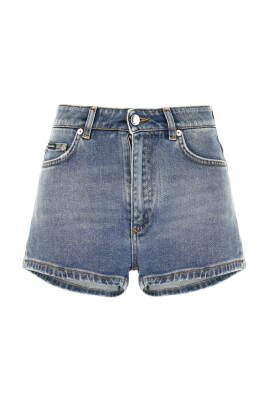 casual-t-shirts-and-shorts-collection