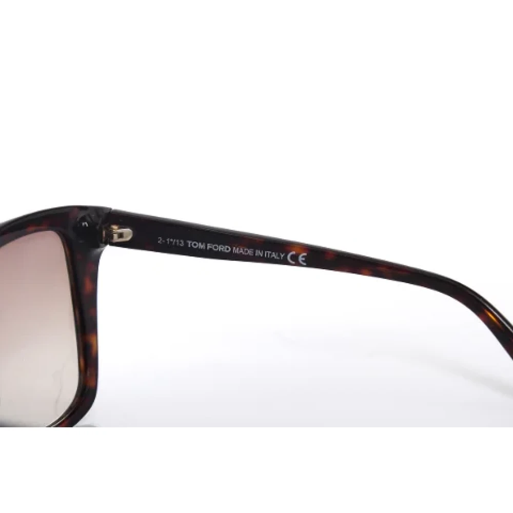 Tom Ford Pre-owned Plastic sunglasses Brown Dames