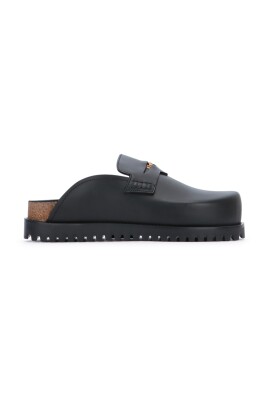cozy-home-slippers-for-ultimate-comfort