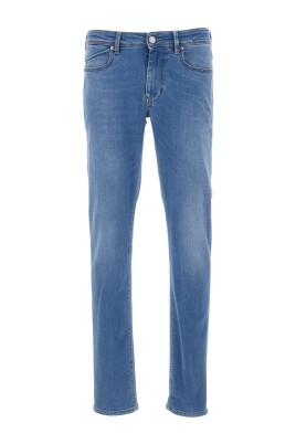 blue-jeans-for-men-stylish-ss24