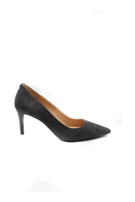 elegantes-chaussures-decollete-pour-femmes