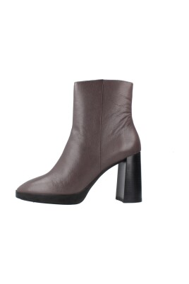 bottines-a-talons-elegantes-pour-femmes