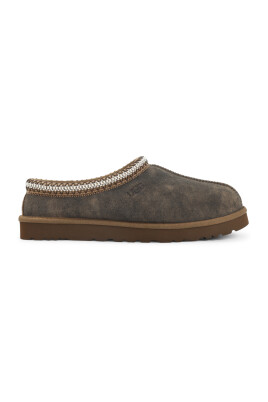 tasman-baxter-slipper