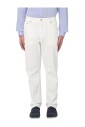 jean-relax-coupe-decontractee-en-coton-blanc