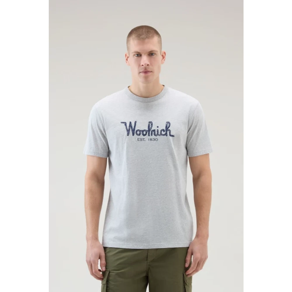 Woolrich Geborduurd Logo Tee Licht Grijs Gray Heren