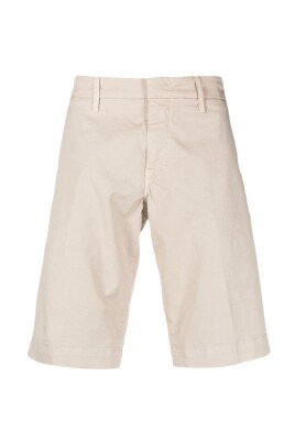 beige-capri-pants-with-fold-c602