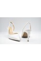 chaussures-blanches-en-dentelle-style-elegant