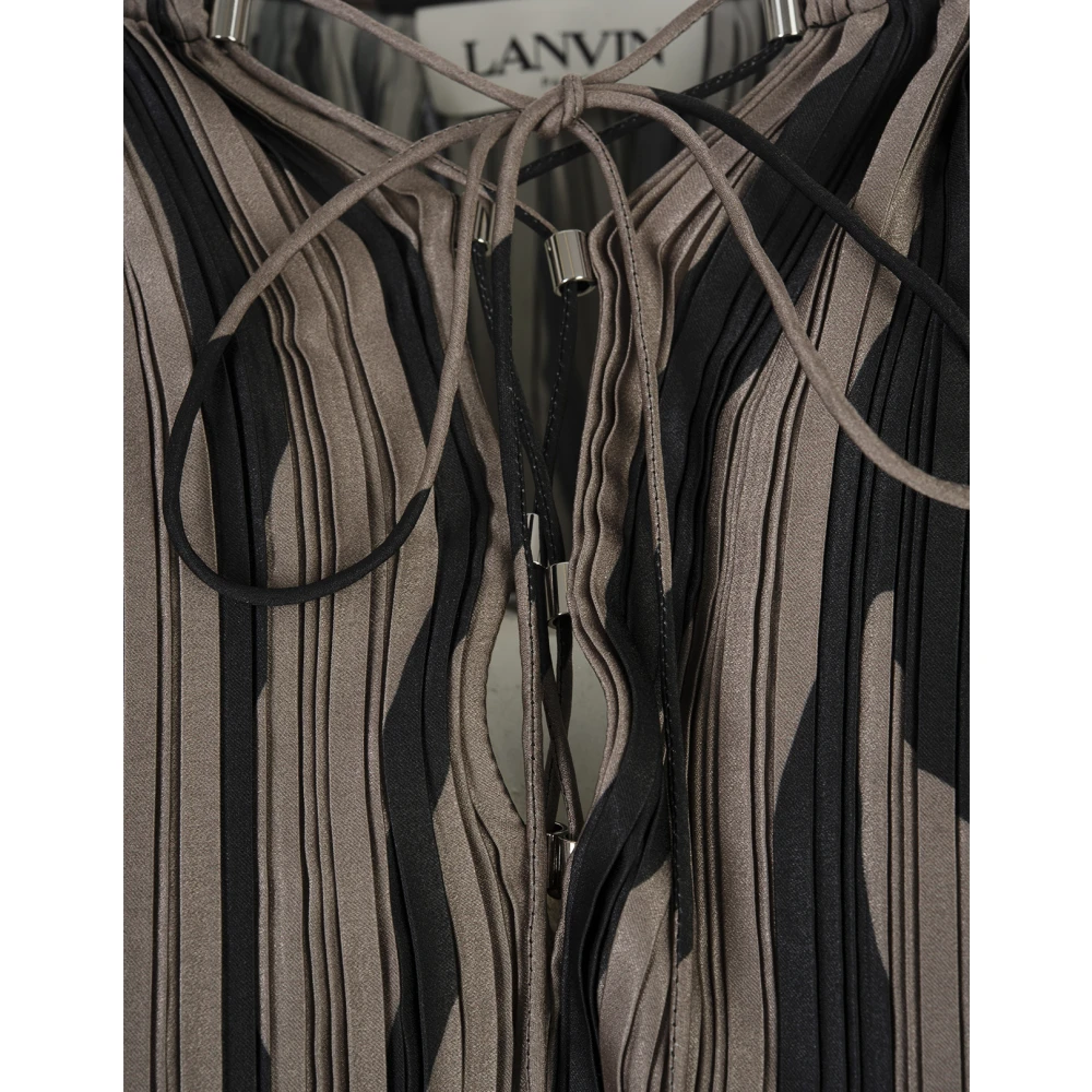 Lanvin Gedrukte Wijdvallende Blouse met Overslaghalslijn Black Dames