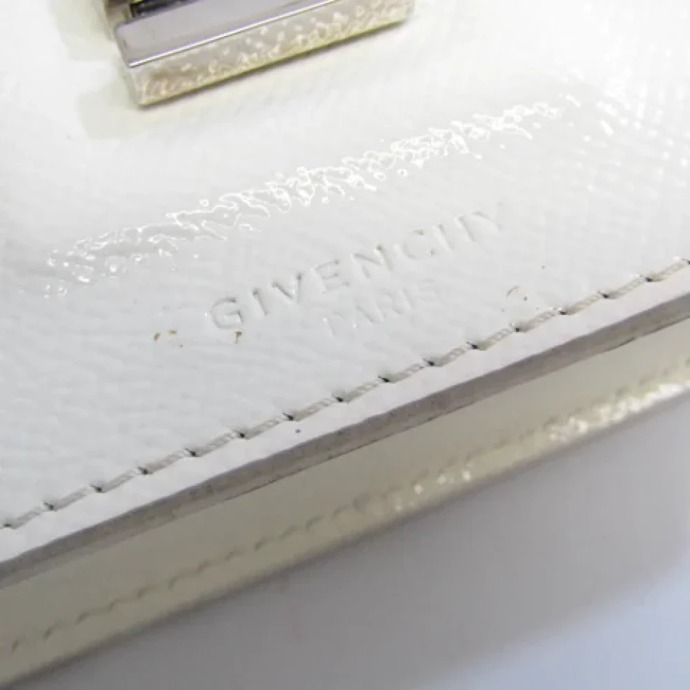Givenchy Pre-owned Leather shoulder-bags Beige Dames