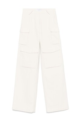 cargo-pocket-beige-trousers