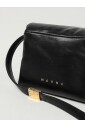 pochette-en-cuir-noir