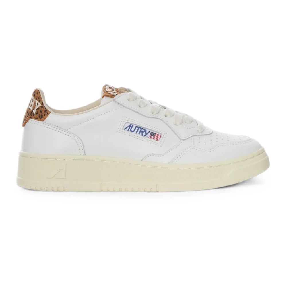 Autry White Sneakers, Female, 3 Uk, Medalist Low Trainers