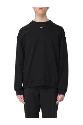 crew-neck-sweatshirt