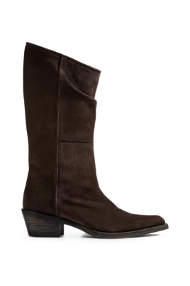 Snip-toe Cowboy Boots