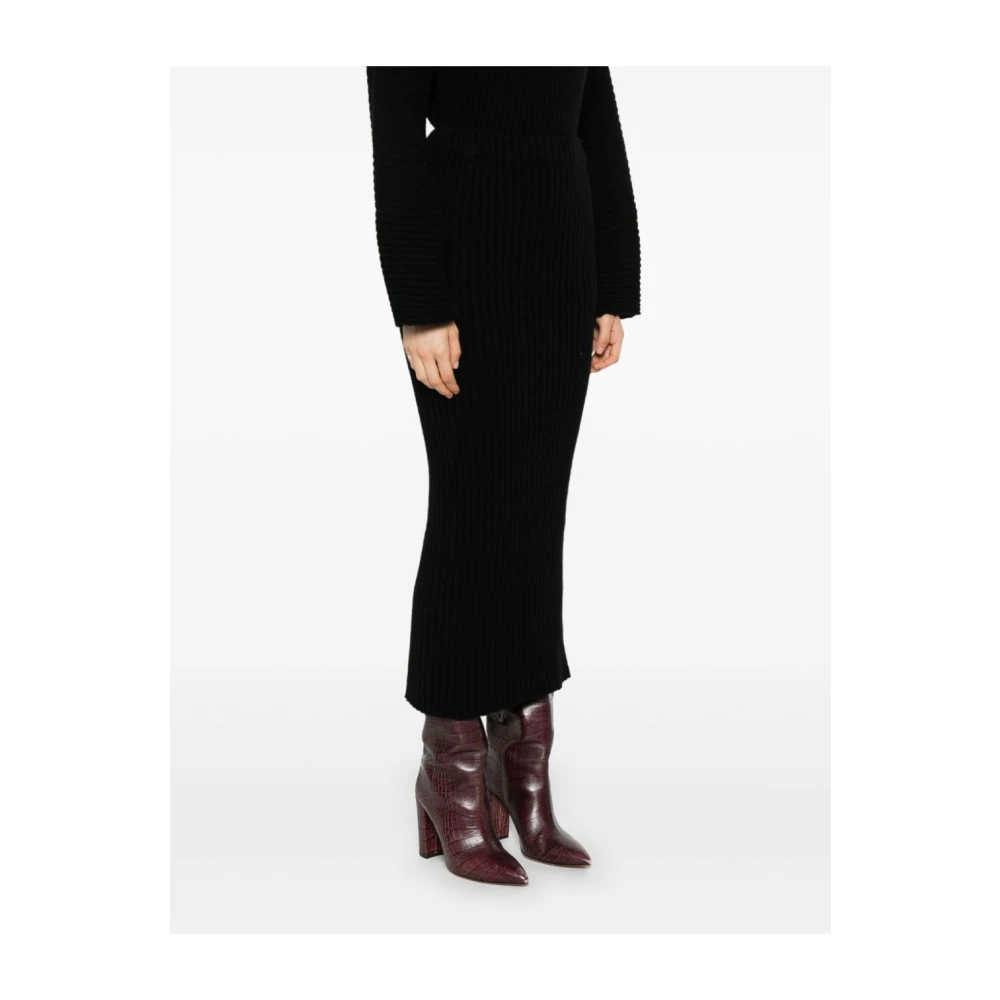 Baserange Elegante Cashmere Wol Midi Rok Black Dames