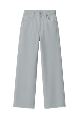 white-wide-leg-denim-jeans