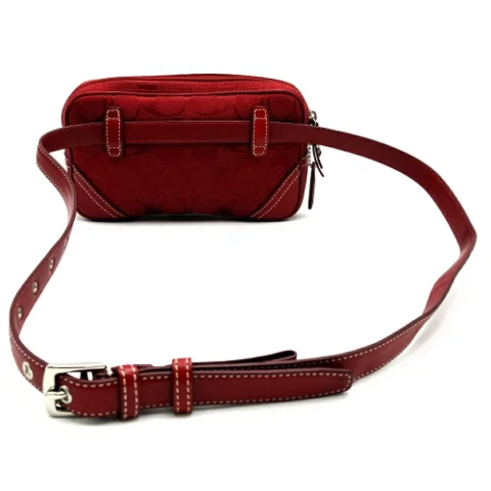 Coach Pre-owned Canvas crossbody-bags Red Dames