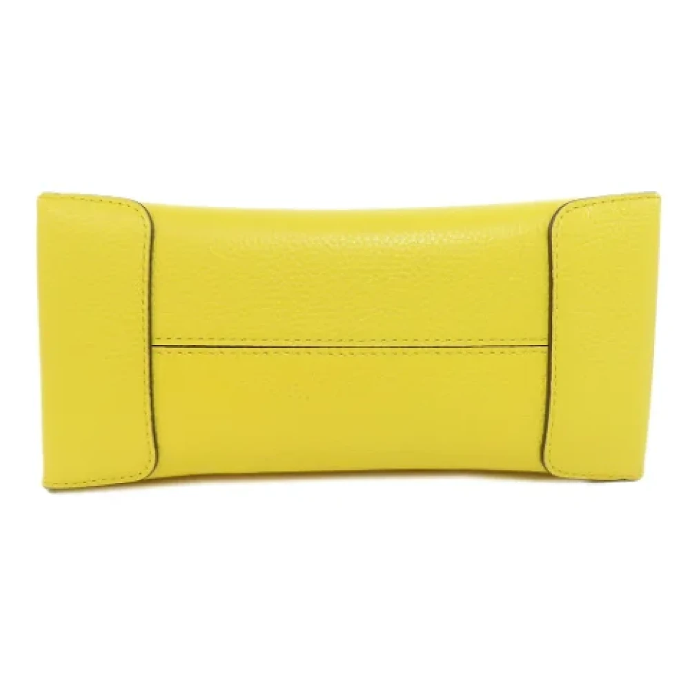 Michael Kors Pre-owned Plastic handbags Yellow Dames
