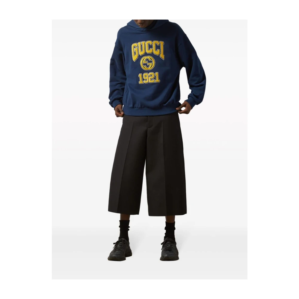 Gucci Grijze Hoodie met Teddy Logo Patch Blue Heren