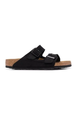 Svarta mockaskinn-sandaler