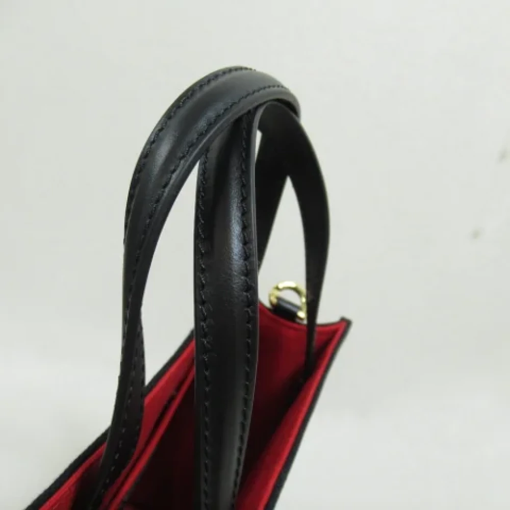 Givenchy Pre-owned Canvas shoulder-bags Black Dames