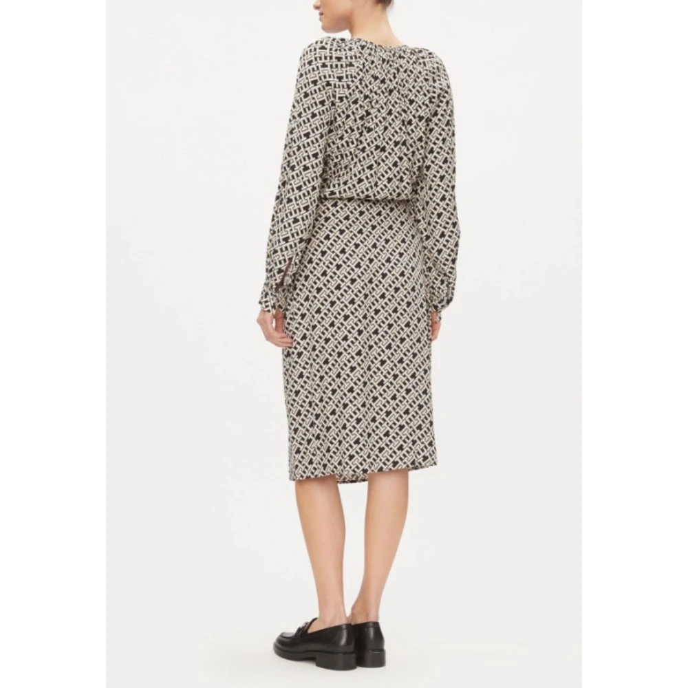Tommy Hilfiger Bloemen Midi Jurk voor Vrouwen Black Dames