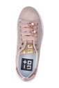 sneakers-en-daim-avec-details-roses