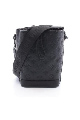 pre-owned-canvas-louis-vuitton-bags