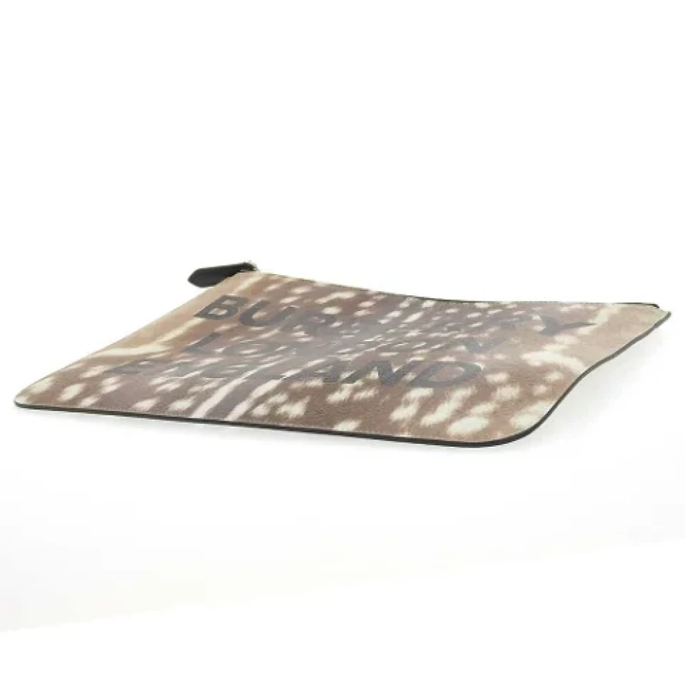 Burberry Vintage Pre-owned Fabric clutches Beige Dames